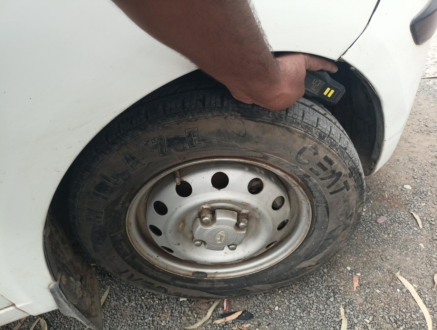 2010 Hyundai i10 ERA 1.1, Petrol, Manual, 79,155 km, tyre