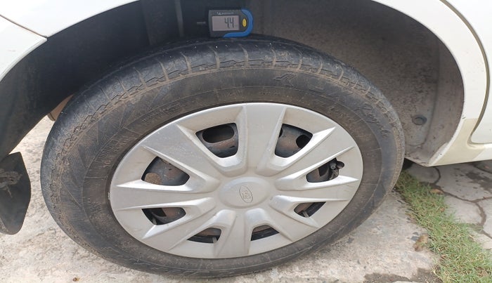 2013 Ford Figo ZXI 1.2 PETROL, Petrol, Manual, 45,026 km, tyre