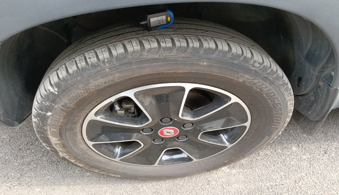 2018 Renault Duster 110 PS RXZ 4X4 MT DIESEL, Diesel, Manual, 72,096 km, tyre