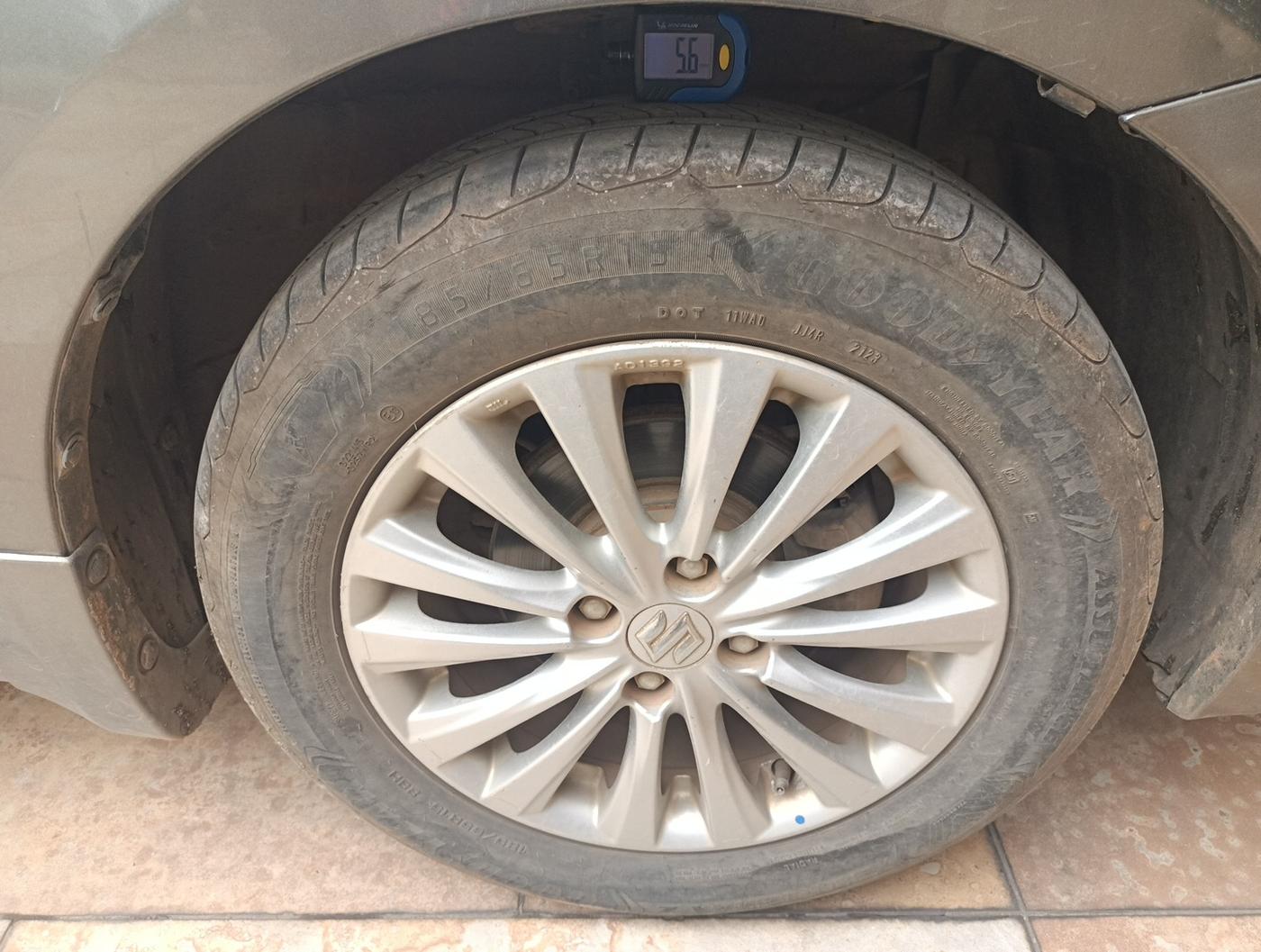 2018 Maruti Ciaz DELTA 1.5 SHVS MT PETROL, Petrol, Manual, 73,285 km, tyre