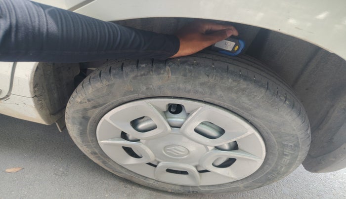 2023 Maruti Baleno SIGMA PETROL 1.2, Petrol, Manual, 41,200 km, tyre