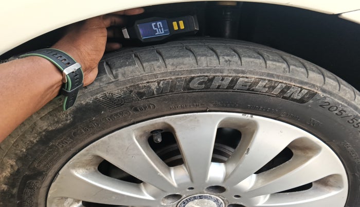2010 Mercedes Benz C Class 200 K ELEGANCE AT, Petrol, Automatic, 91,302 km, tyre