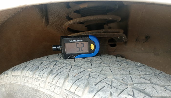 2010 Maruti Ritz LXI, Petrol, Manual, 4,900 km, tyre