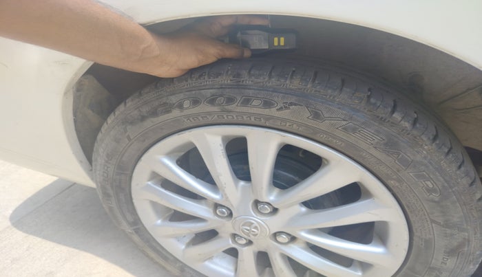 2011 Toyota Etios VX, Petrol, Manual, 1,98,332 km, tyre