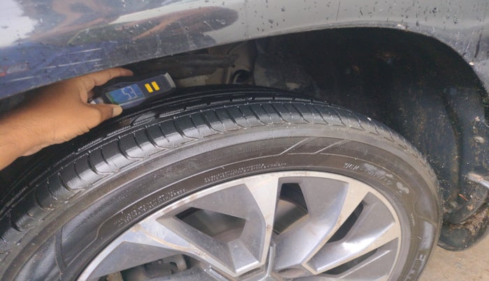 2020 Skoda Karoq STYLE 1.5 TSI AT, Petrol, Automatic, 59,623 km, tyre