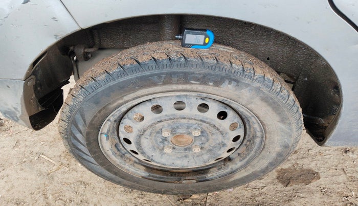 2017 Maruti Celerio VXI (O) CNG, Petrol, Manual, 80,826 km, tyre