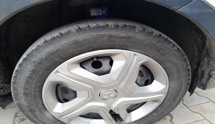 2021 Tata NEXON XM SUNROOF PETROL, Petrol, Manual, 65,707 km, tyre