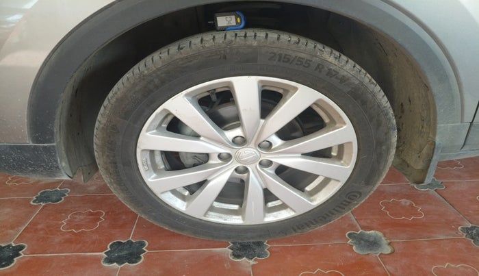2023 MG ASTOR SMART 1.5 MT, Petrol, Manual, 16,938 km, tyre