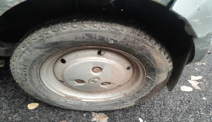 2010 Tata Nano LX, Petrol, Manual, 13,687 km, tyre