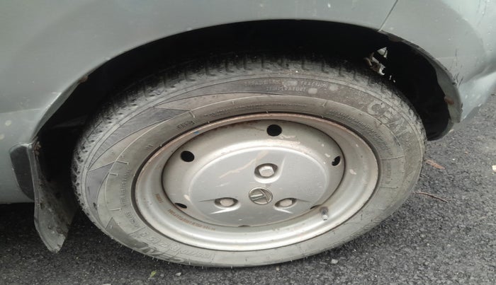 2010 Tata Nano LX, Petrol, Manual, 13,687 km, tyre