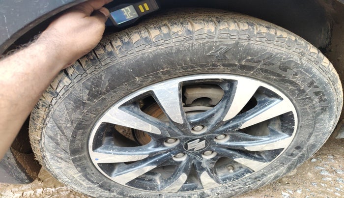 2018 Maruti S Cross ZETA 1.3, Diesel, Manual, 2,01,314 km, tyre