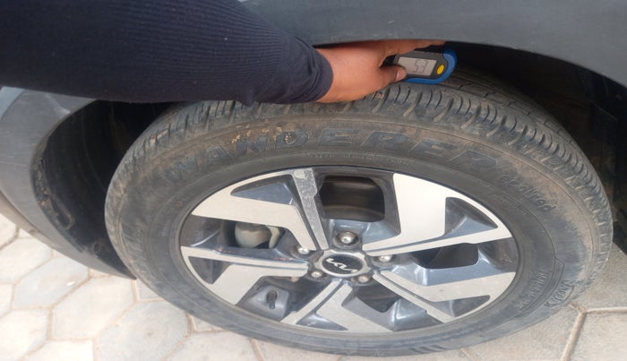 2023 KIA SONET HTX 1.5 AT, Diesel, Automatic, 24,370 km, tyre