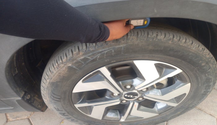 2023 KIA SONET HTX 1.5 AT, Diesel, Automatic, 24,370 km, tyre