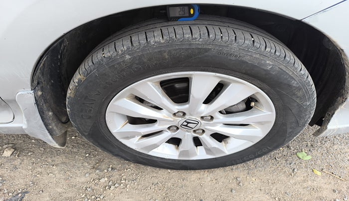 2012 Honda City 1.5L I-VTEC V MT, Petrol, Manual, 1,55,000 km, tyre
