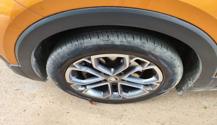 2022 Skoda KUSHAQ STYLE 1.5L TSI DSG, Petrol, Automatic, 18,543 km, tyre
