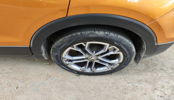 2022 Skoda KUSHAQ STYLE 1.5L TSI DSG, Petrol, Automatic, 18,543 km, tyre