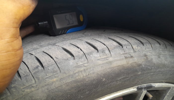 2017 Honda City 1.5L I-VTEC VX, Petrol, Manual, 1,04,571 km, tyre