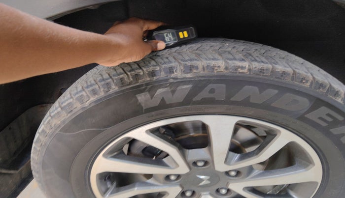 2023 Mahindra SCORPIO-N Z8 L DIESEL AT 2WD 7 STR, Diesel, Automatic, 33,074 km, tyre