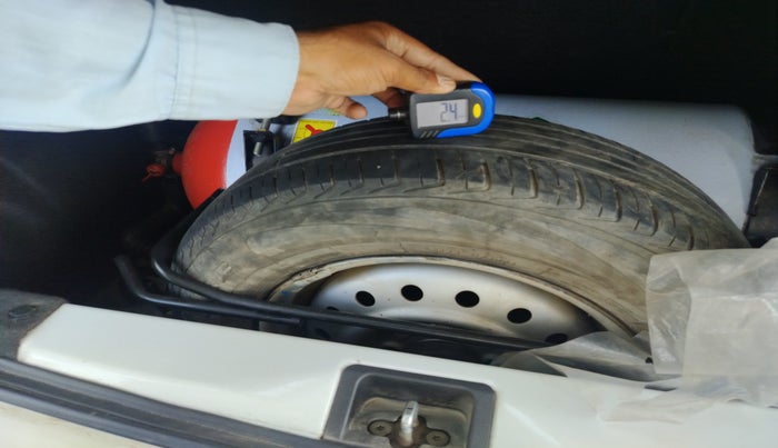 2020 Maruti New Wagon-R LXI CNG (O) 1.0, Petrol, Manual, 63,246 km, tyre