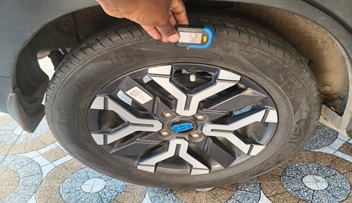 2024 Hyundai EXTER SX(O) CONNECT 1.2 AMT DUAL TONE, Petrol, Automatic, 17,241 km, tyre