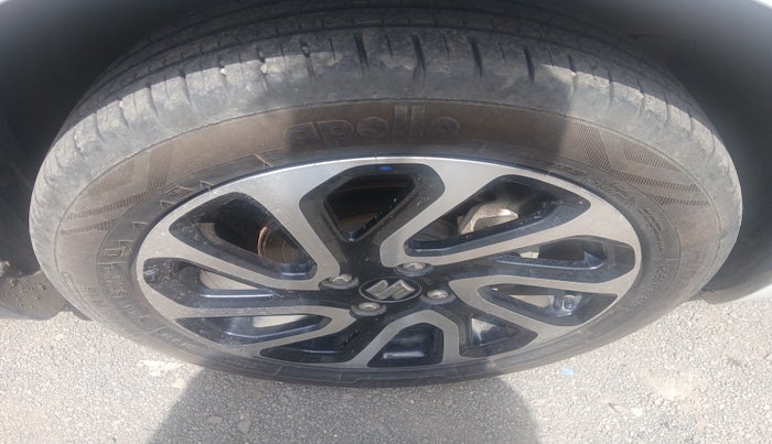 2024 Maruti Baleno ALPHA 1.2 AGS, Petrol, Automatic, 12,803 km, tyre