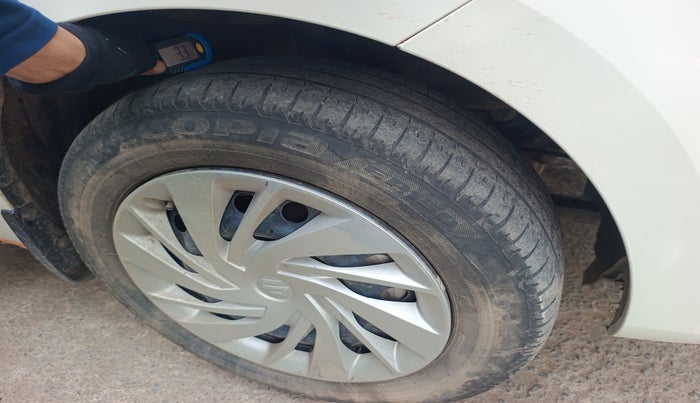 2024 Maruti Ertiga VXI CNG, Petrol, Manual, 62,187 km, tyre