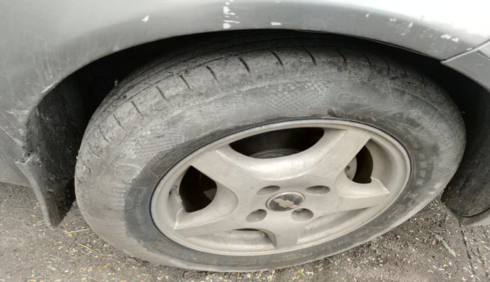 2011 Chevrolet Optra Magnum LT 2.0 TCDI, Diesel, Manual, 1,49,294 km, tyre