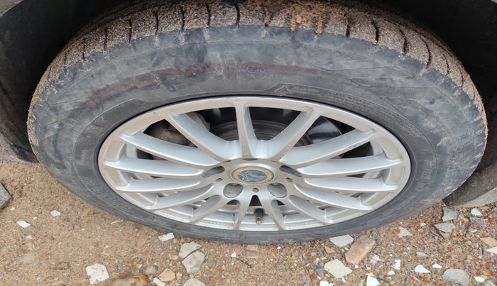 2012 Maruti Ertiga ZDI, Diesel, Manual, 92,340 km, tyre