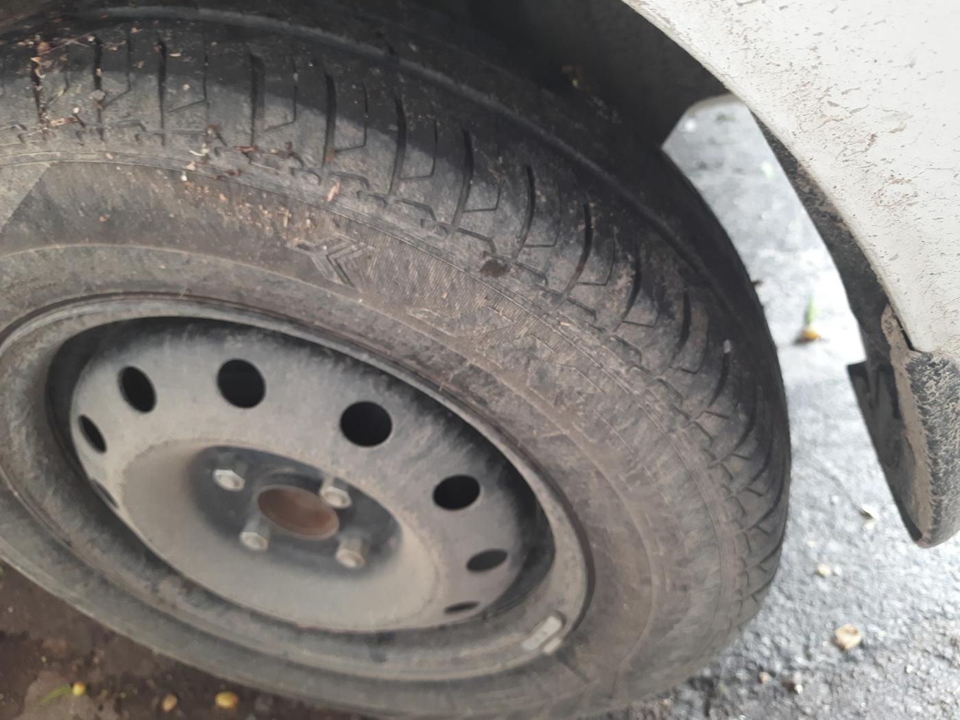 2024 Maruti Dzire VXi, Petrol, Manual, 22,693 km, tyre