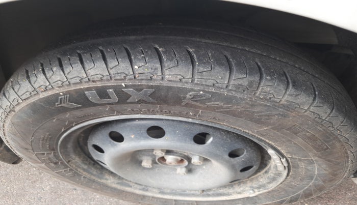 2024 Maruti Dzire VXi, Petrol, Manual, 22,693 km, tyre