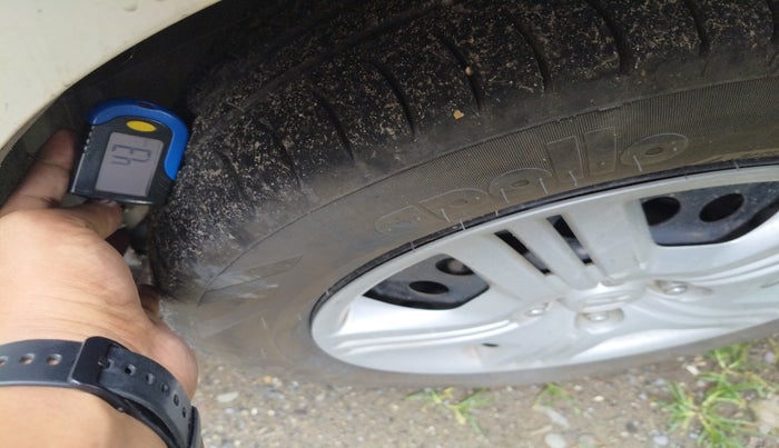 2011 Honda City 1.5L I-VTEC E MT, Petrol, Manual, 50,988 km, tyre