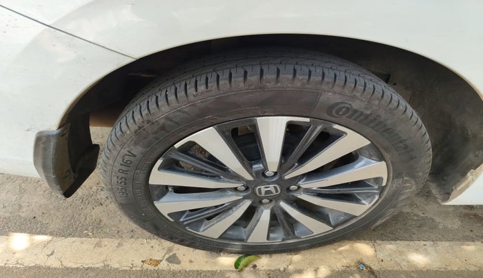2023 Honda City 1.5L I-VTEC ZX CVT, Petrol, Automatic, 11,975 km, tyre