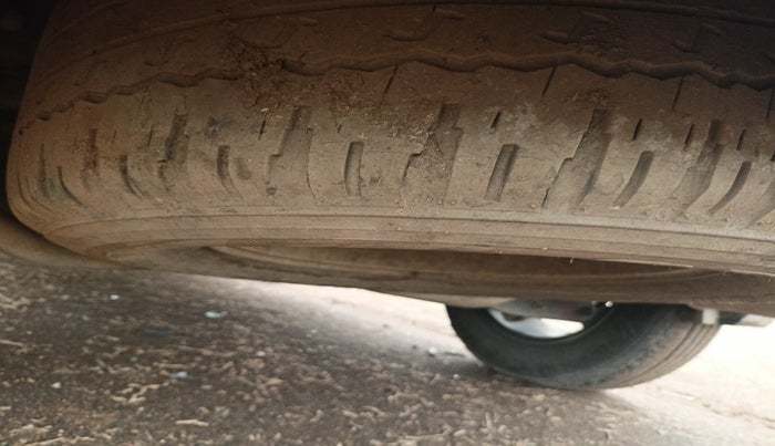 2012 Mahindra XUV500 W8, Diesel, Manual, 1,54,102 km, tyre