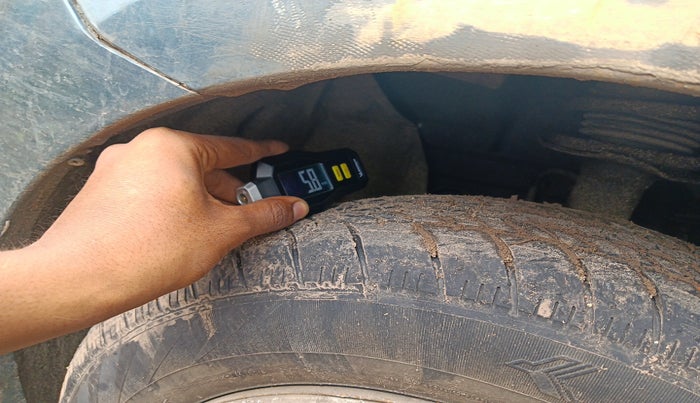 2014 Nissan Micra Active XV, Petrol, Manual, 31,274 km, tyre