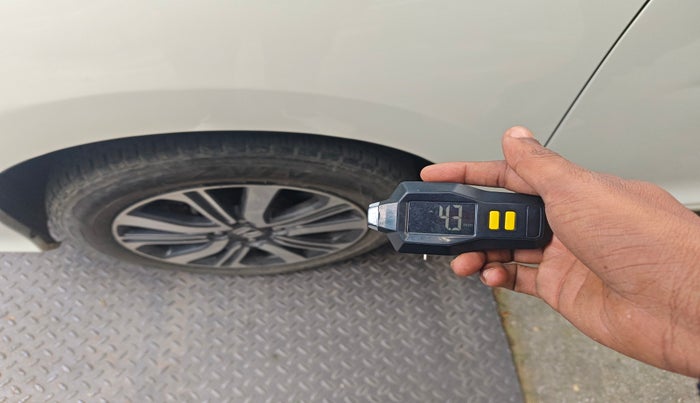 2019 Honda City 1.5L I-VTE V CVT, Petrol, Automatic, 30,644 km, tyre