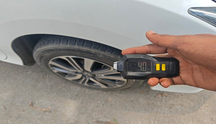 2019 Honda City 1.5L I-VTE V CVT, Petrol, Automatic, 30,644 km, tyre