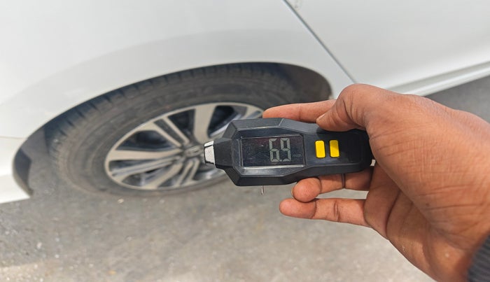 2019 Honda City 1.5L I-VTE V CVT, Petrol, Automatic, 30,644 km, tyre