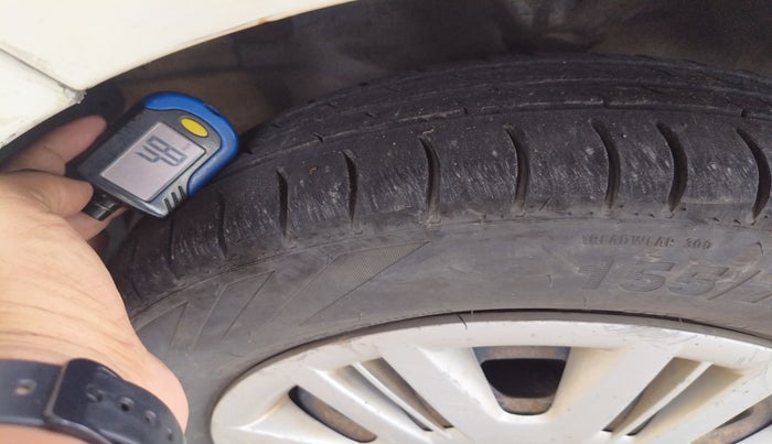 2010 Hyundai Santro Xing GLS, Petrol, Manual, 64,956 km, tyre