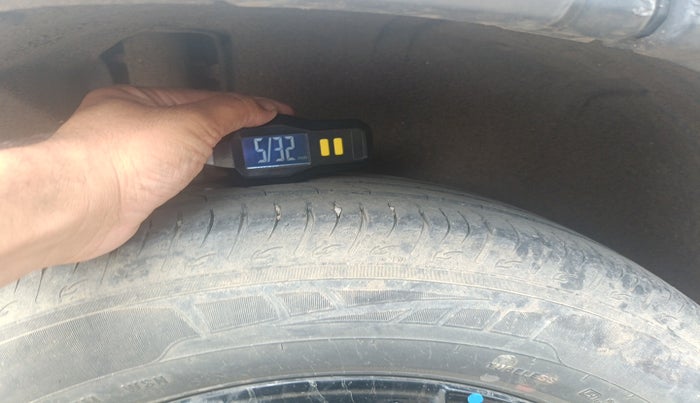 2023 Maruti BREZZA ZXI SMART HYBRID , Petrol, Manual, 44,000 km, tyre