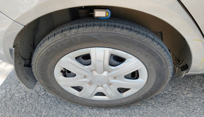 2012 Skoda Fabia AMBITION PLUS 1.2 TDI CR, Diesel, Manual, 1,44,580 km, tyre