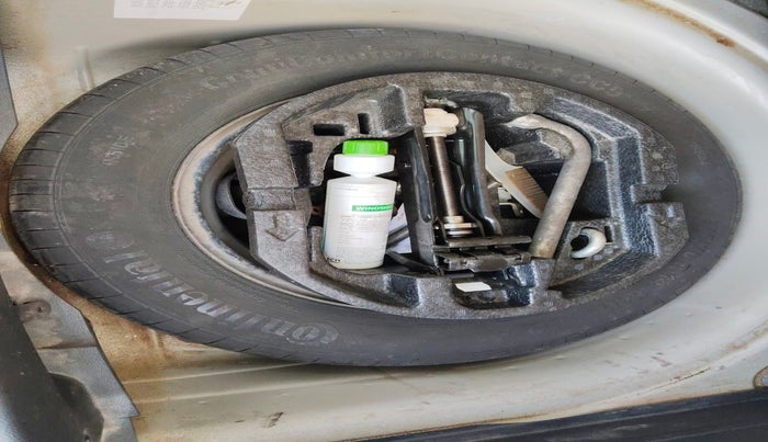 2012 Skoda Fabia AMBITION PLUS 1.2 TDI CR, Diesel, Manual, 1,44,580 km, tyre