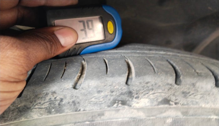 2020 Ford FREESTYLE TITANIUM PLUS 1.2 PETROL, Petrol, Manual, 1,11,517 km, tyre