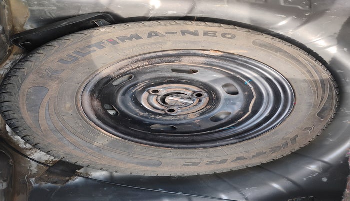 2019 Renault Kwid RXL, Petrol, Manual, 50,823 km, tyre