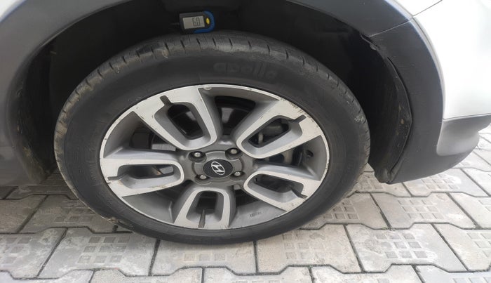 2016 Hyundai i20 Active 1.2 SX, Petrol, Manual, 43,000 km, tyre