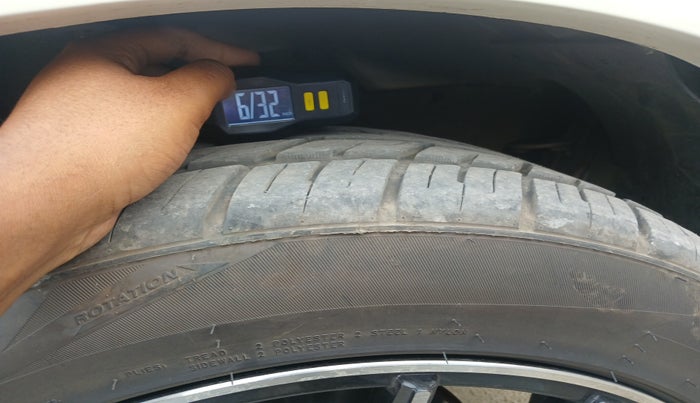 2017 Mahindra Scorpio S10, Diesel, Manual, 90,586 km, tyre