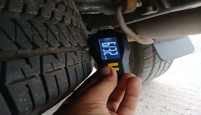 2017 Mahindra Scorpio S10, Diesel, Manual, 90,586 km, tyre