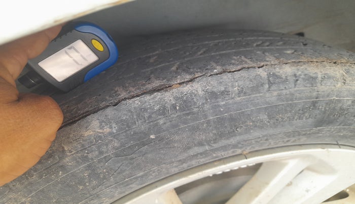 2016 Honda Jazz 1.2L I-VTEC V, Petrol, Manual, 56,900 km, tyre