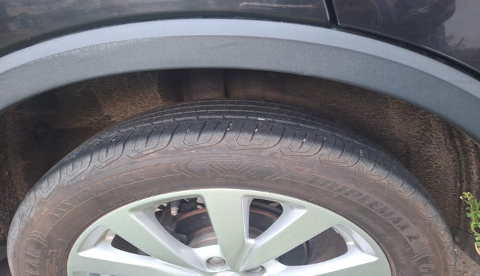 2022 MG ASTOR SUPER 1.5 MT, Petrol, Manual, 20,118 km, tyre