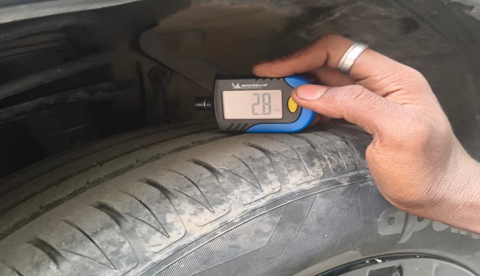 2019 Maruti Vitara Brezza ZDI PLUS, Diesel, Manual, 45,000 km, tyre