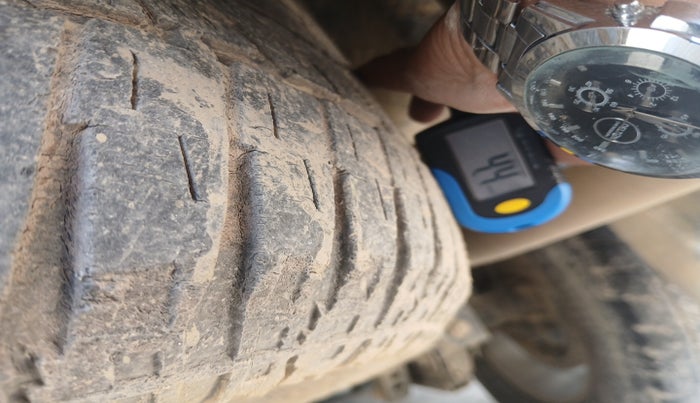 2015 Mitsubishi Pajero Sport 2.5 AT 4X2, Diesel, Automatic, 8,50,00,000 km, tyre